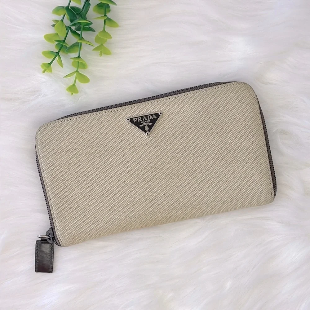 Prada Canvas Canapa‎ Zippy Wallet